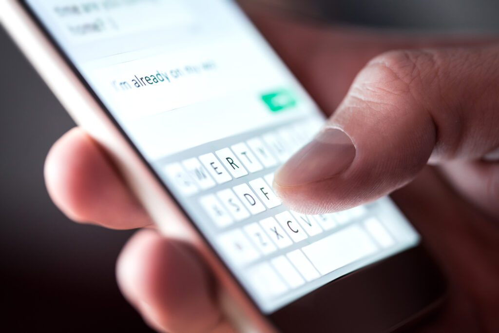 view text messages sent and received from another phone
